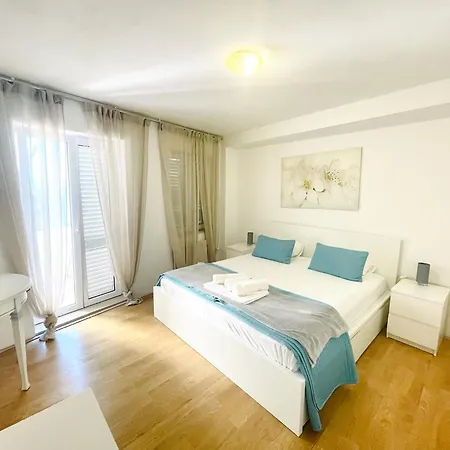 בית הארחה Rondina House