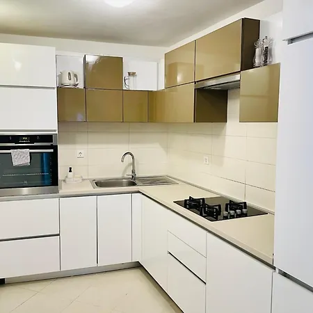 Rondina House בית הארחה 3*