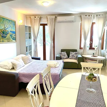 Rondina House 3* Korčula