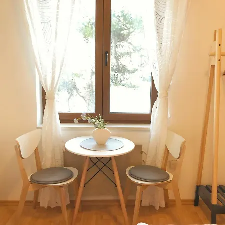 בית הארחה Rondina House