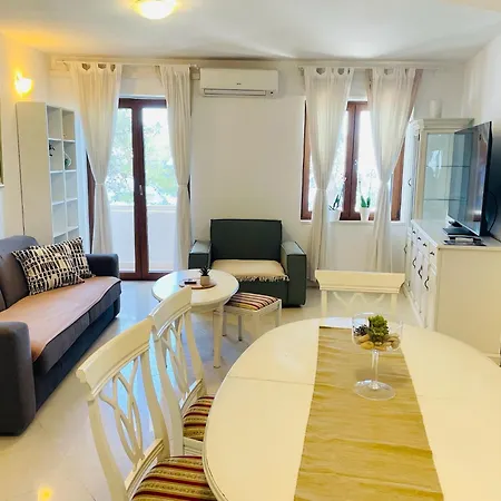 Rondina House 3* Korčula